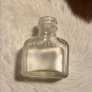 OLD VINTAGE RARE MISTOL DROP INCORPORATED MEDICINE EMPTY GLASS BOTTLE. NO LID